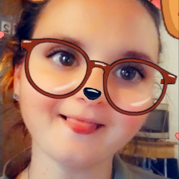 Meet your Posher, Catherine - Picture 1 of 1